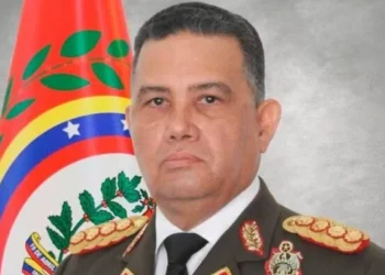 Delcy Rodríguez ratifica a González López como ministro de Defensa: el funcionario es señalado por torturas