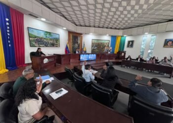 Cleanz aprobó Bs 40 millones destinados al sector vivienda