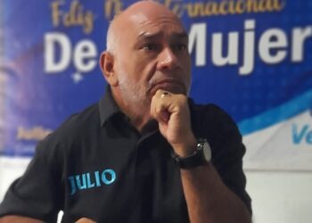 El dirigente del partido azul en Anaco, Julio Itriago, convocó a los ciudadanos a unirse a la concentración