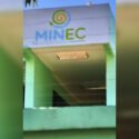 Minec advierte sanciones por vertidos ilícitos en costas y cuerpos de agua del país