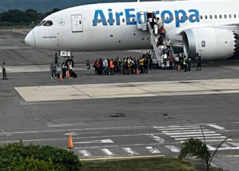Se “perdieron” tres cajas de ayuda humanitaria tras llegada de brigada española USAR 13 a Valencia 