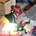 Bomberos regresan a Ecuador tras misión en la que rescataron a dos personas en Venezuela