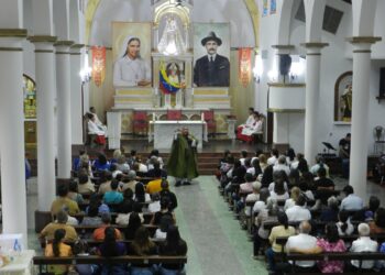 En Cantaura renovaron Consagración del país al Santísimo Sacramento del Altar