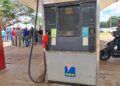Los beneficiarios, que cada semana se organizan por terminales de placa para acceder al carburante, temen que la bomba pase a ser dolarizada