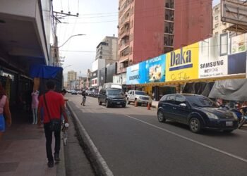 Apagones interdiarios afectan a comerciantes porteños (+Fotos)
