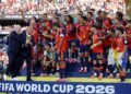 El presidente estadounidense, Donald Trump, y el de la FIFA, Gianni Infantino, fueron los encargados de hacer entrega del trofeo