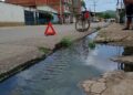 Voz Comunitaria | Vecinos de la calle principal de Canchunchú claman por una solución a los derrames de aguas servidas