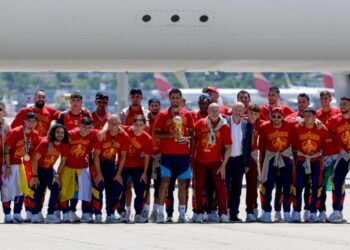 España desbanca a Argentina al mando de clasificación FIFA y lidera también la femenina