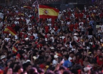 Dos millones de personas celebran con la selección española en Madrid la Copa del Mundo
