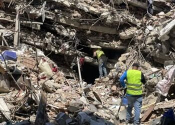Hallan el cuerpo sin vida de un niño argentino-venezolano desaparecido tras los terremotos
