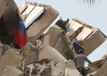 Las 48 horas que costaron vidas en La Guaira: la ayuda que no llegó después de los terremotos
