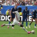 Inglaterra superó a Francia en un entretenido partido por el tercer lugar
