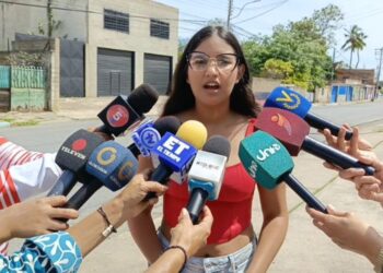 Mariana Rodríguez: La joven de 18 años que moviliza la solidaridad para trasladar damnificados a Margarita