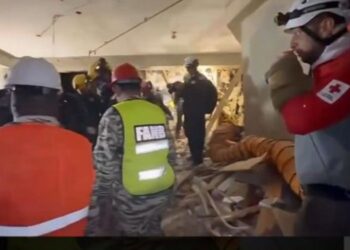 Tras 114 horas de labores, rescatistas lograron extraer con vida a Hernán Gil
