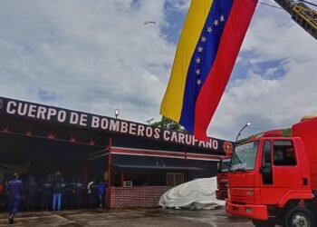 Los bomberos celebraron su día con una sesión en la que les reconocieron sus méritos