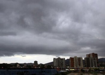 Inameh prevé lluvias y tormentas eléctricas en gran parte de Venezuela este domingo