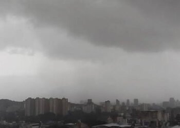 Inameh prevé lluvias y actividad eléctrica en gran parte del país este lunes