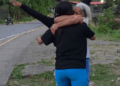 De acuerdo a informes de las redes sociales, la detención habría tenido lugar en Araya durante un operativo policial