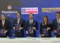 De la Espriella presenta un libro con casos de presunta corrupción en el gobierno de Petro