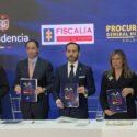 De la Espriella presenta un libro con casos de presunta corrupción en el gobierno de Petro