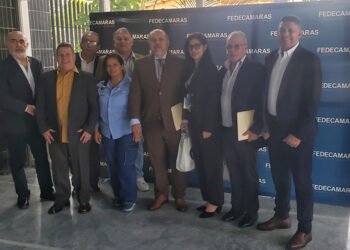Gremios empresariales de Sucre insisten en ser incluidos en el diálogo y proponen el rescate de la descentralización