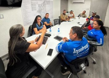 La autoridad estadal dio a conocer la información tras una reunión con representantes del sector transporte
