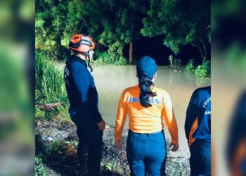 Al menos 12 familias están afectadas por desbordamiento de río en Naricual