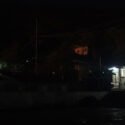 Parte alta de Bello Monte suma más de 32 horas sin luz tras caída de una guaya