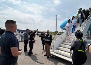 Aterrizó en Anzoátegui el vuelo 165 del Plan Vuelta a la Patria con 147 venezolanos provenientes de Estados Unidos