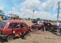 El suceso se produjo por la colisión entre un Ford Mustang y un Fiat Uno, que prestaba servicio de transporte público, en las adyacencias del Centro Comercial Morichal Plaza.