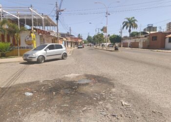 Voz Comunitaria | Vecinos de Boyacá I denuncian deterioro vial e inseguridad
