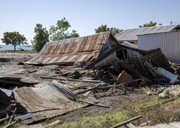 El terremoto de Indonesia deja 87 muertos y más de 150.000 desplazados una semana después