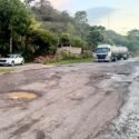 Conductores alertan sobre deterioro de la troncal 9 por llenadero de agua en Cumaná (+Video)