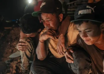 Terremoto en Colombia | Familia venezolana que sobrevivió a doblete sísmico revive el trauma en Cali