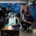 El reto de dotar de prótesis a los amputados de los terremotos en Venezuela