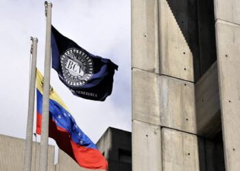Banco Central venezolano recibe a equipo del FMI y expresa compromiso con diálogo técnico