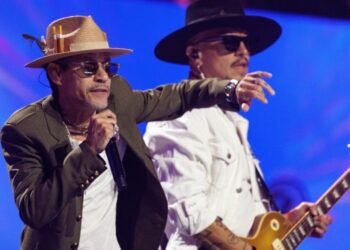 Más de cien figuras latinas recaudan fondos en Miami en concierto por Venezuela y Colombia (+Fotos)