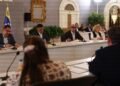 Chavismo y oposición conversan por segundo día tras iniciar un diálogo por la transición