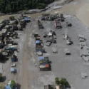 Nepal eleva a 669 los muertos por la riada mientras China da por "prácticamente vaciada" la represa natural