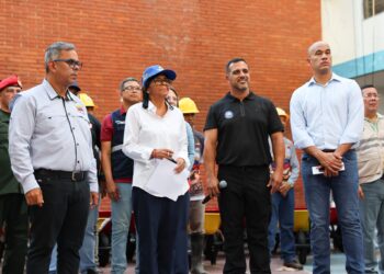 Venezuela ofrece a Colombia el envío de rescatistas y ayuda humanitaria tras el terremoto