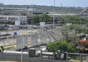 Avanza la construcción de terminal temporal en el Aeropuerto Internacional de Maiquetía