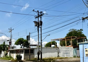 Los daños en los tres transformadores dejaron a los vecinos del sector 3 de Tronconal II con la incertidumbre de cuándo volverán a tener luz