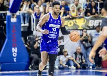 Marinos adquirió de manera definitiva a Néstor Colmenares