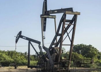 Retorno de sector petrolero venezolano "se acelera" con interés de empresas, dice analista