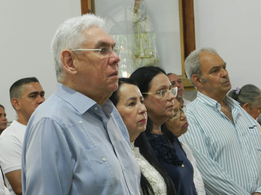 La directiva municipal de AD en Resistencia en Freites asistió a la misa