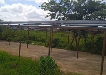 Santa Ana | En la urbanización Hugo Chávez Frías ofrecieron 50 casas y no terminaron ni una