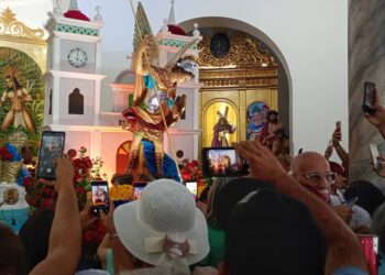 A casa llena, los arismendinos celebraron a San Miguel Arcángel en su día