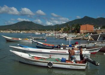 Eliel Rodríguez, pescador de La Guardia, denuncia que la suspensión del combustible subsidiado pone en riesgo su faena como trabajador del mar