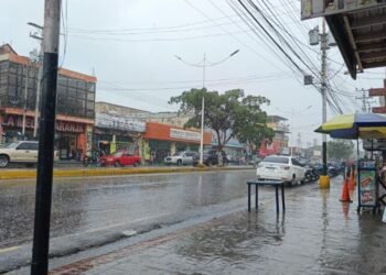 Comercios abrieron sus puertas en Anaco pese a Decreto de Día de Júbilo No Laborable