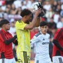 'Vozinha' no recibe goles en su estreno de la liga chilena con Colo Colo